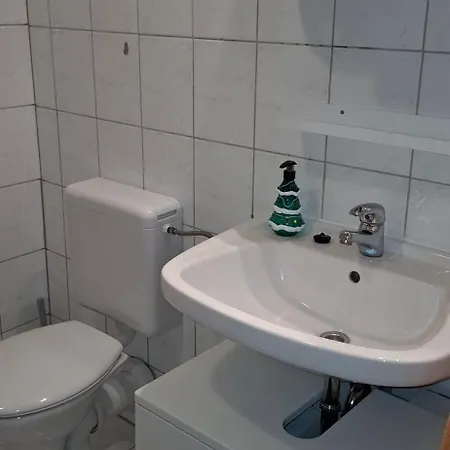 Monteurwohnungwgapartment In 50129 Apartmán